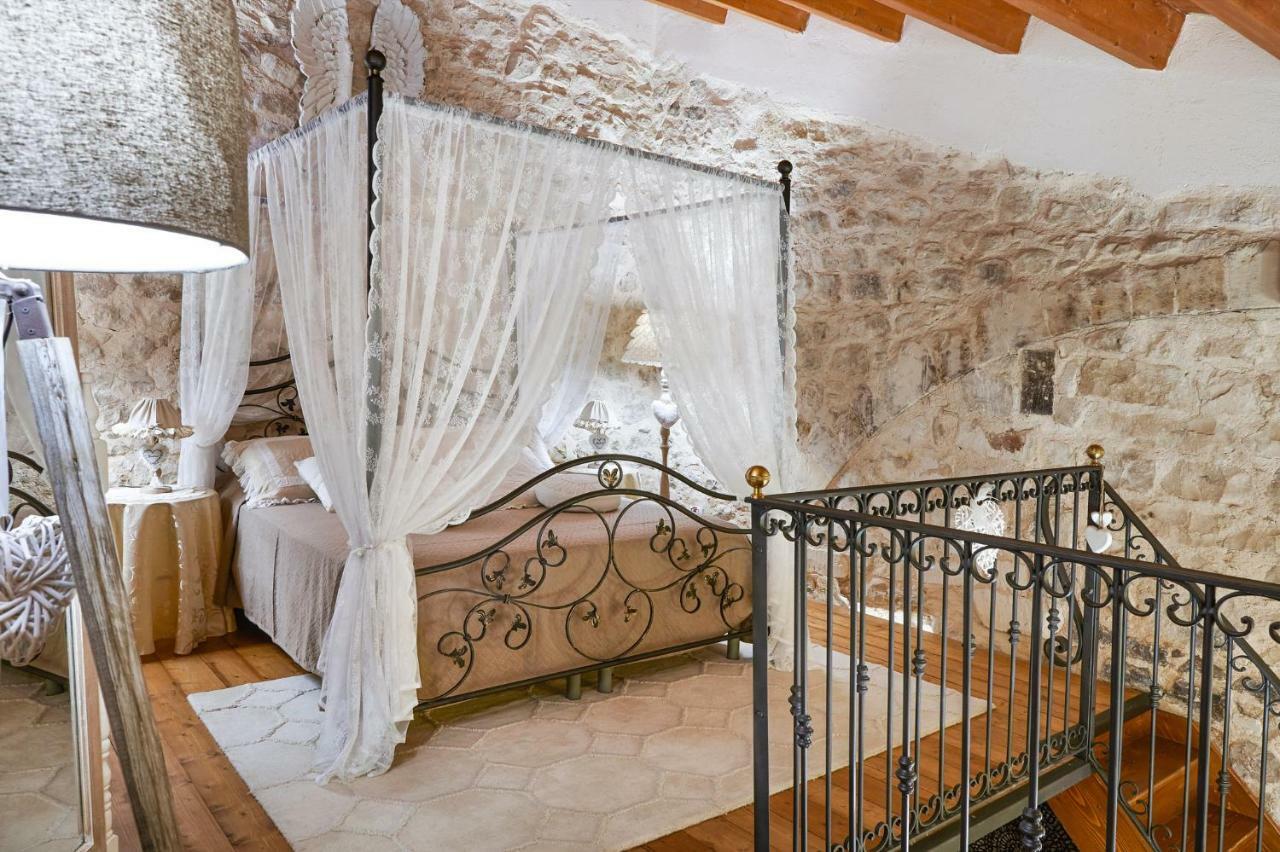 Les Petites Maisons D'Elise Scicli Luaran gambar